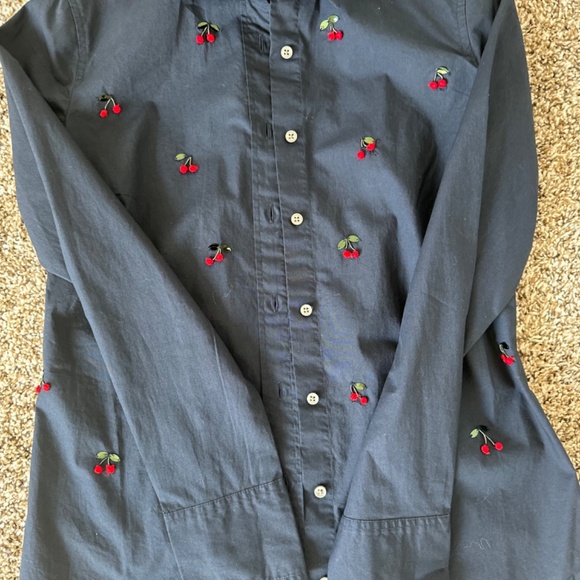 Shirt - Picture 4 of 4